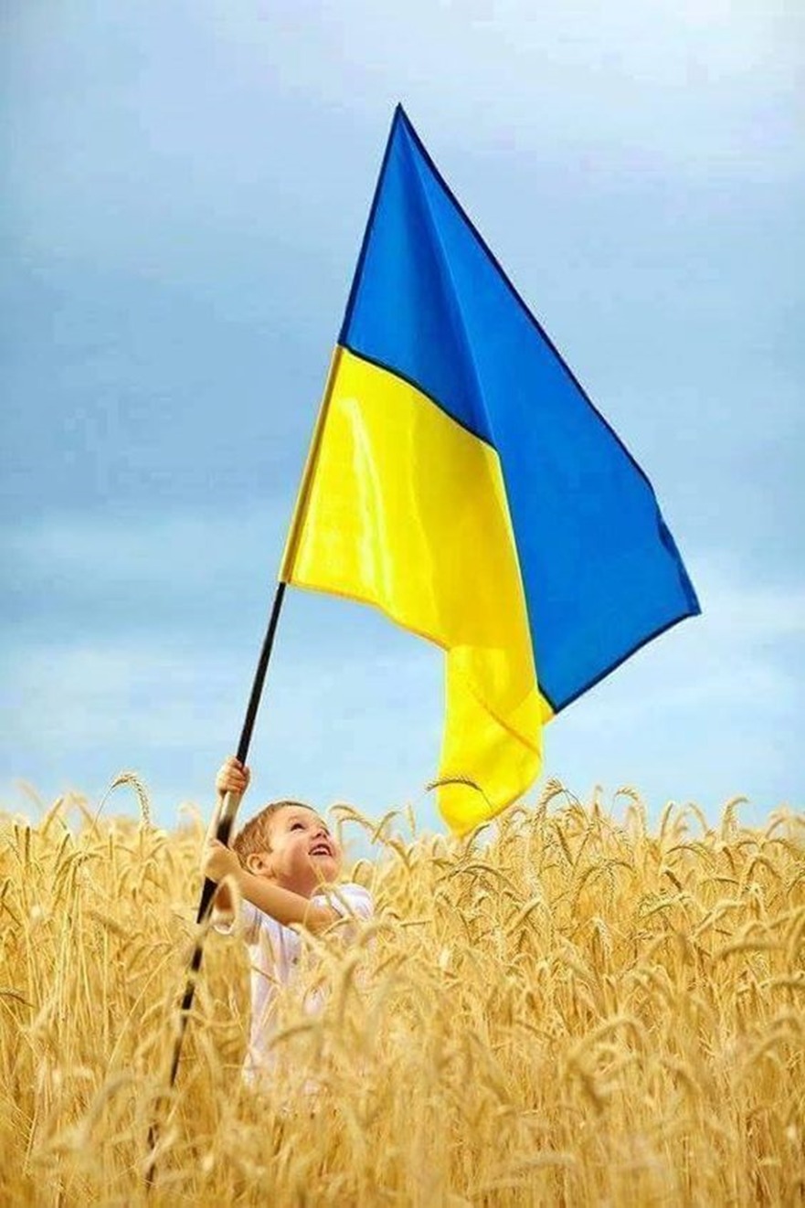 Children Raise The Flag For Peace